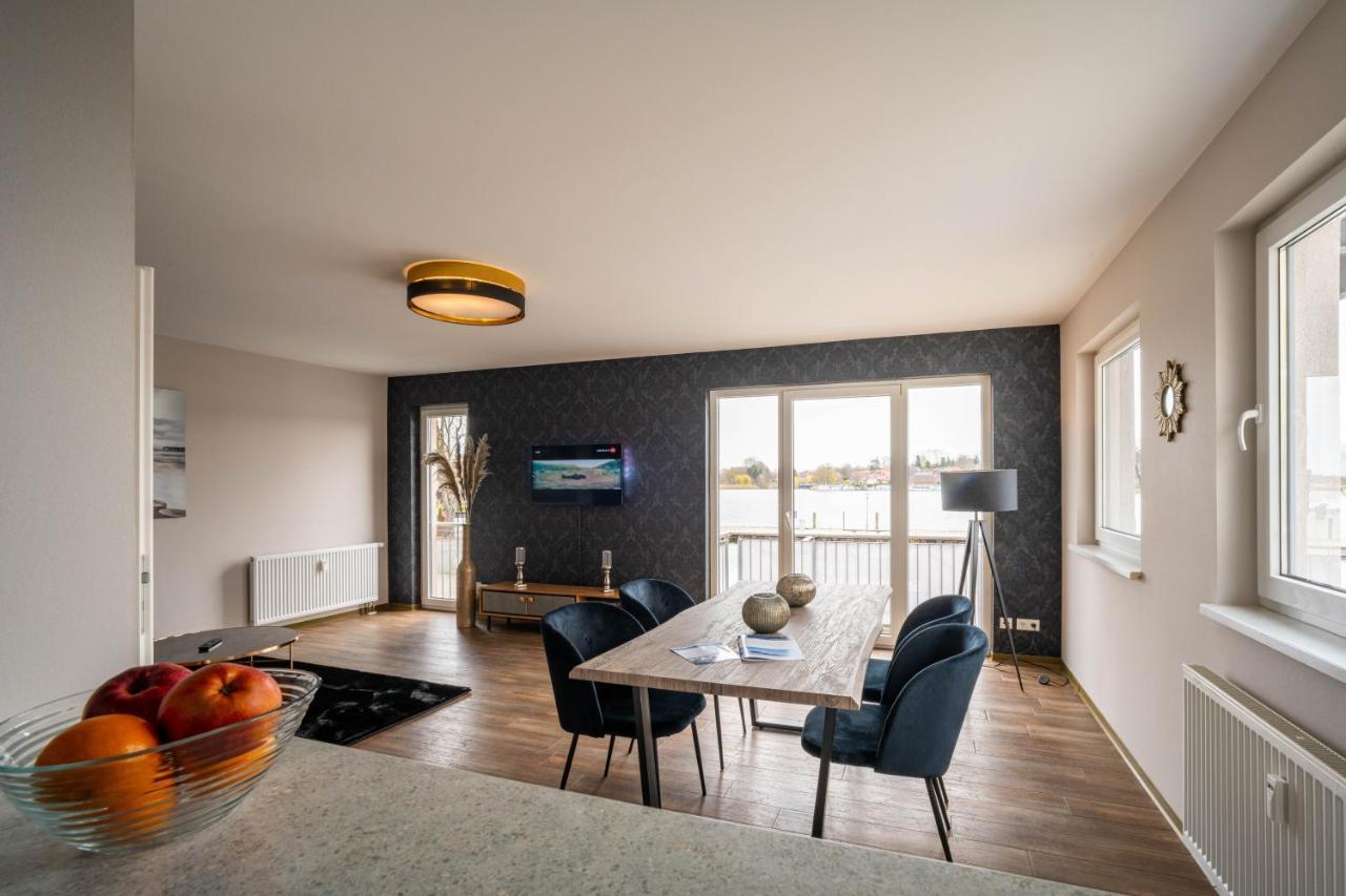 Ferienhaus Hafenblick Malchow  Buitenkant foto