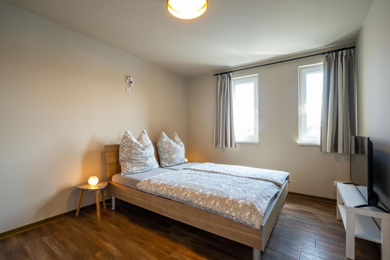 Ferienhaus Hafenblick Malchow  Buitenkant foto